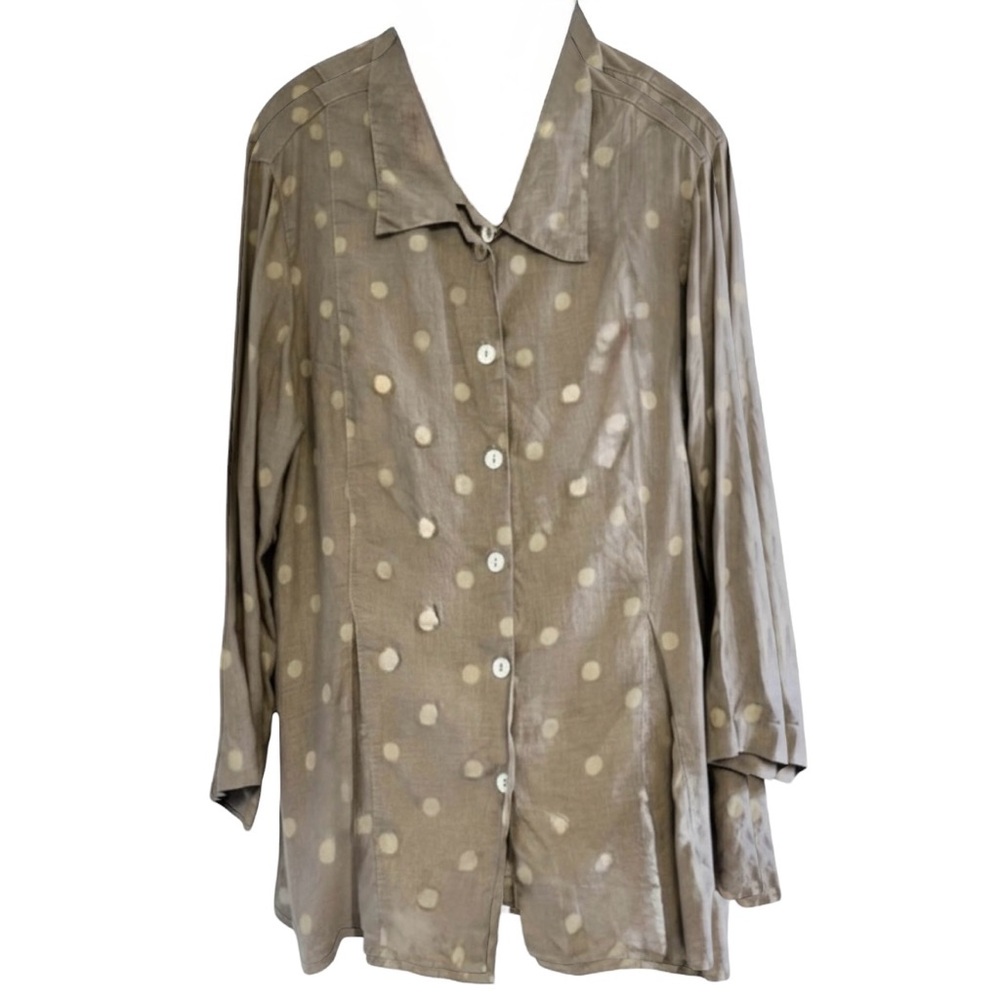 Cut Loose 100% Linen Button Front Shirt in Taupe Polka Dot Bottom Half Pleated - Picture 3 of 8